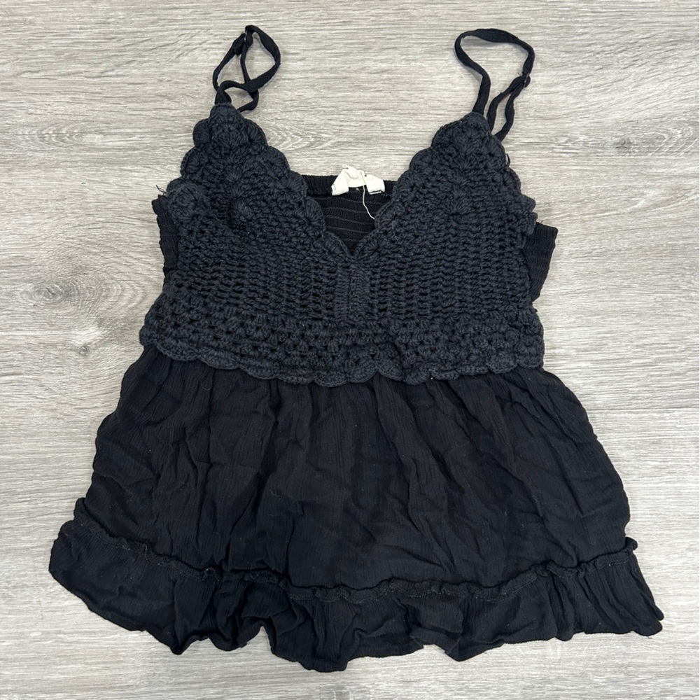 Chic Black Crochet Camisole Top